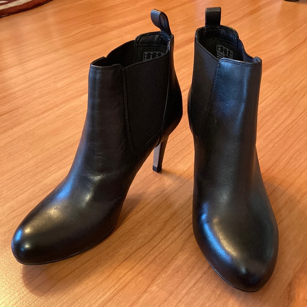 Clarks Somerset Carlita Quinn Heels